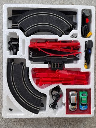 Scalextric Tornado Chase 5.5m