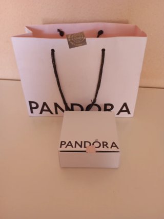 Conjunto Pandora Infinito Collar y Pendientes.
