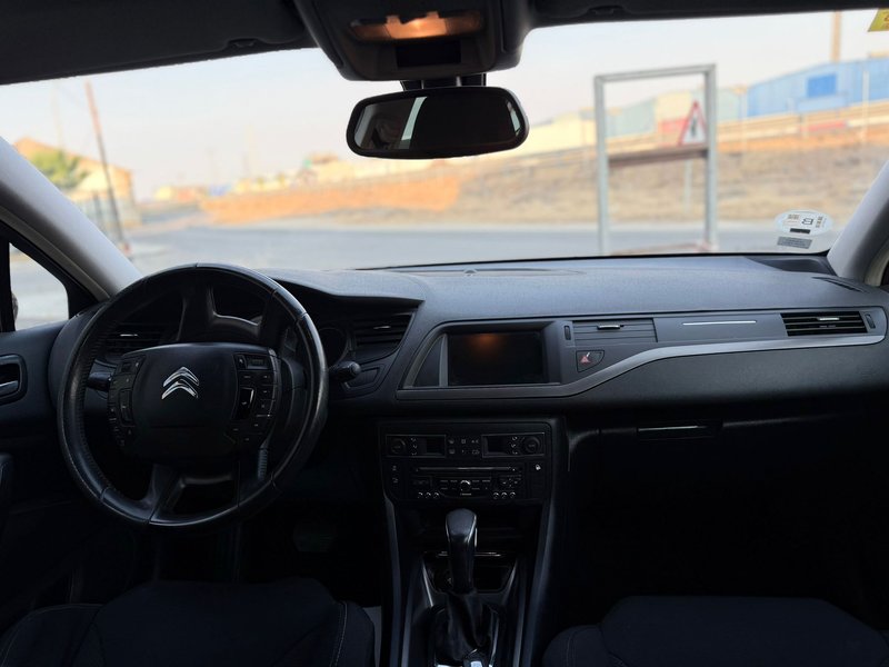 Citroën C5 2.0 HDI Millenium CAS 2014, foto 11