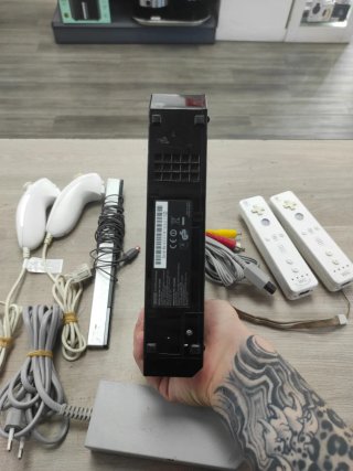 Consola Nintendo Wii + Accesorios