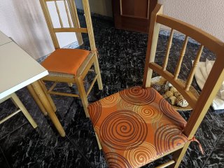 Conjunto mesa y 6 sillas madera