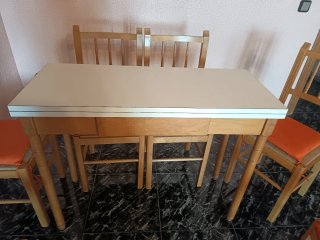 Conjunto mesa y 6 sillas madera