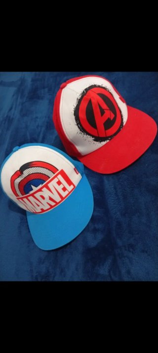 Gorras Marvel Capitán América y Avengers