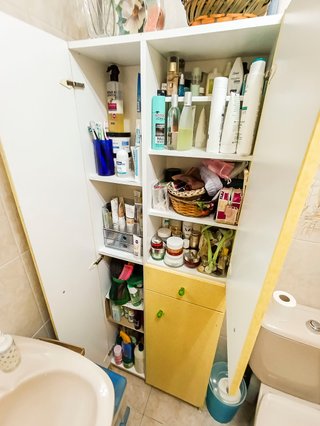 Armario de baño madera amarillo