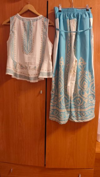 Conjunto Boho-Chic Azul y Blanco