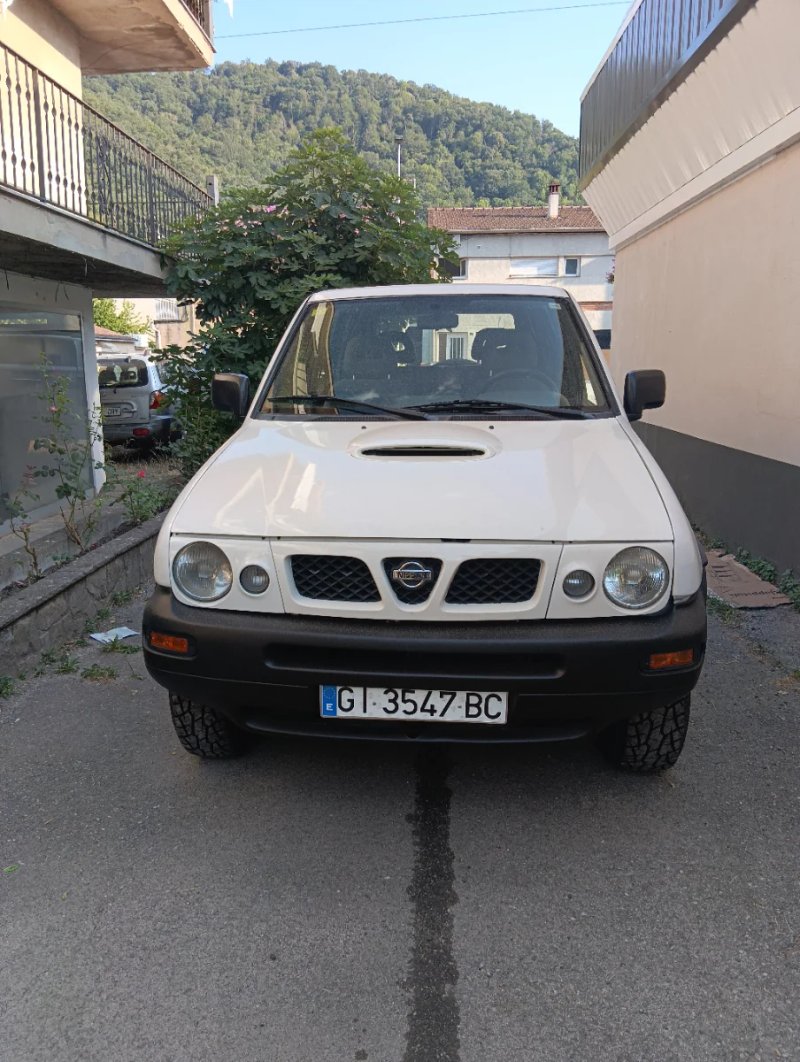 Nissan Terrano II 1996 - foto 1