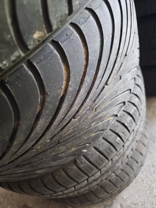 OFERTA Neumáticos 195/55 R15 con llantas
