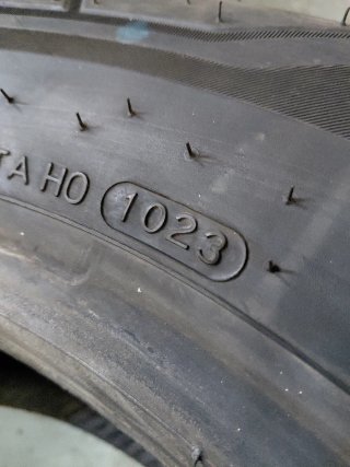 Neumáticos Hankook 235/65R16c