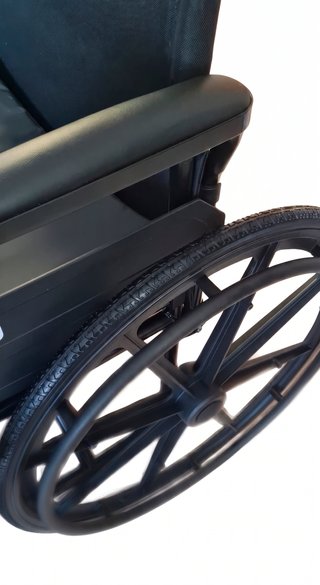 Silla de Ruedas / Totalcare TC-21  Acero, NUEVA