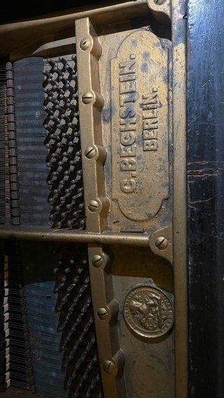 Piano C. Bechstein Antiguo