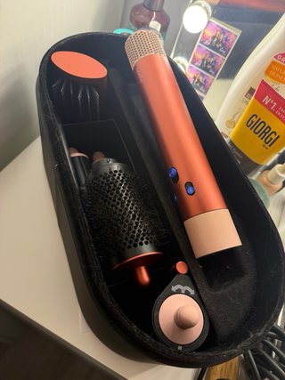 Dyson Airwrap Naranja y Rosa