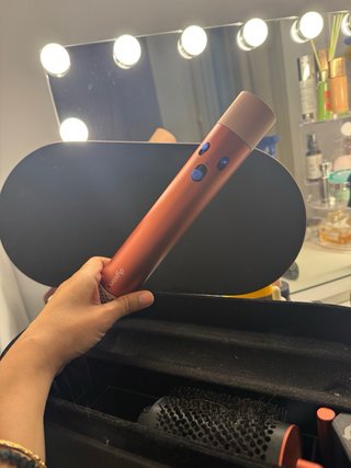 Dyson Airwrap Naranja y Rosa
