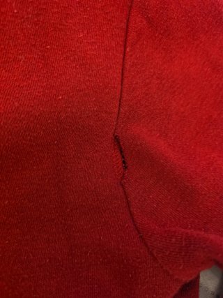 Sudadera con cremallera roja