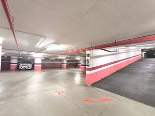 Garaje en alquiler en Barrio de Abando en Bilbao