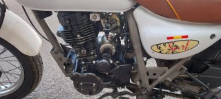 Moto Sumco VE125 Enduro Blanca y Marrón