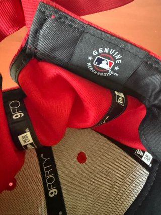 Gorra New Era NY Roja Ajustable 9FORTY