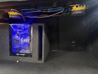 Equipo Sonido Coche * Potencia máxima: 800W