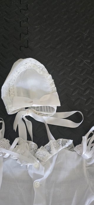 Conjunto Bautizo Antiguo Bebé: Vestido y Gorrito
