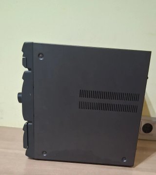 Equipo de música Samsung negro.Aparte altavoces