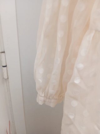 Vestido blanco de lunares transparente