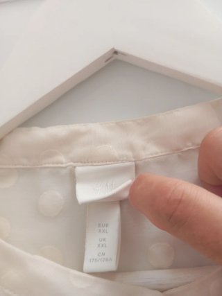 Vestido blanco de lunares transparente