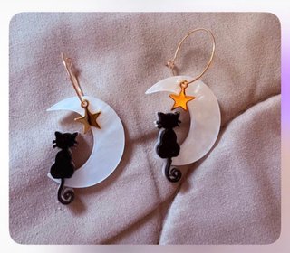 Pendientes de gato con luna y estrella