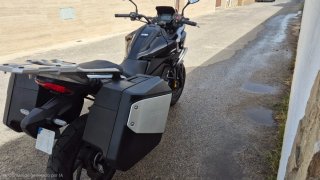Honda 750NCX Adventure Negra