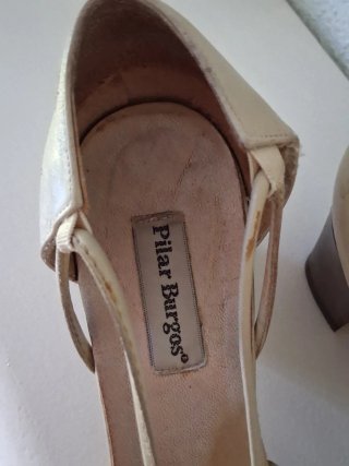 Zapatos de vestir beige