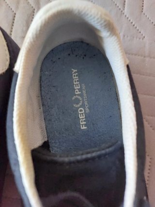 Zapatillas Fred Perry de lona azul marino y blanca
