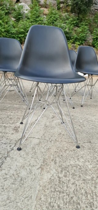 Silla Vitra DSR Negra