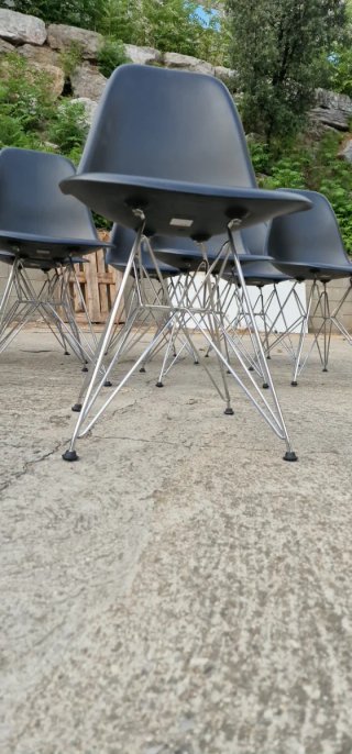 Silla Vitra DSR Negra