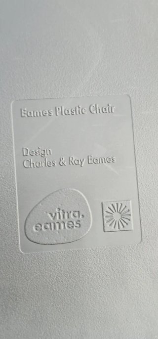 Silla Vitra DSR Negra