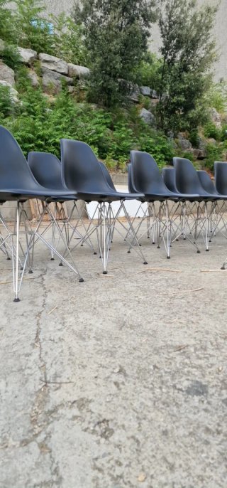 Silla Vitra DSR Negra
