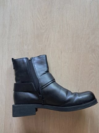 Botines negros Zara Talla 38