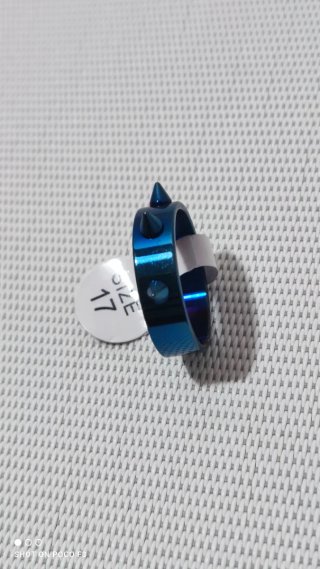 Anillo Acero Inoxidable Azul con Púas Talla 17