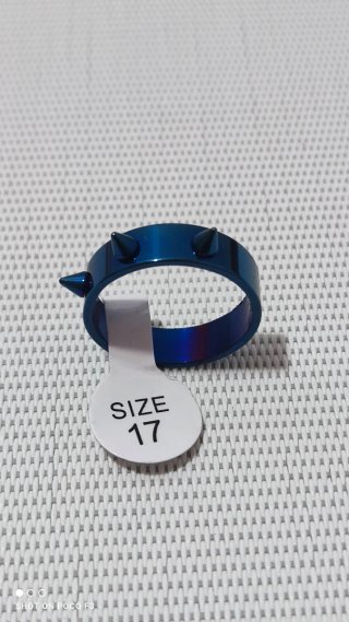 Anillo Acero Inoxidable Azul con Púas Talla 17