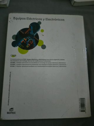 Lote de libros CFGB Informática y Comunicaciones
