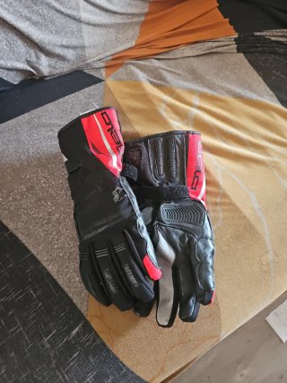 Pack Moto: 2 Cascos, Chaqueta y Guantes