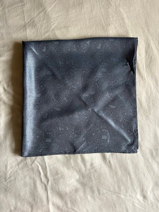 Pañuelo gris baile gallego