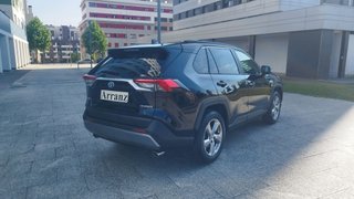 Toyota Rav4 2.5l 220H Advance