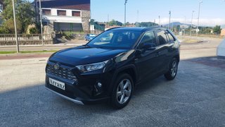 Toyota Rav4 2.5l 220H Advance