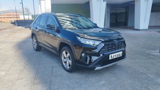 Toyota Rav4 2.5l 220H Advance