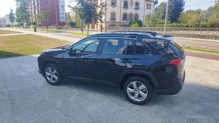 Toyota Rav4 2.5l 220H Advance