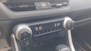Toyota Rav4 2.5l 220H Advance