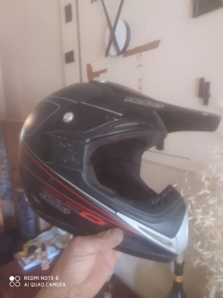 Casco Super Cross Negro y Rojo