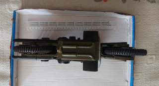 Moto Geyperman militar