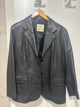 Chaqueta de cuero Pertegaz Negra