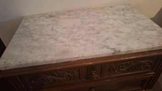 Cómoda/Tocador Antiguo con Mármol y Espejo