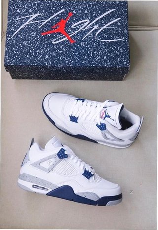 Jordan 4 Retro Midnight Navy EU38