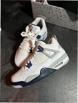 Jordan 4 Retro Midnight Navy EU38